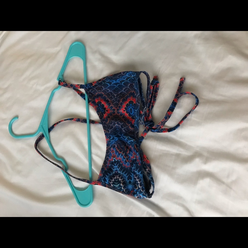 Jolyn Bikini Top